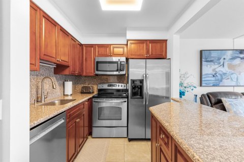 Condo in Deerfield Beach, Florida, 1 bedroom  № 2388014 - photo 5