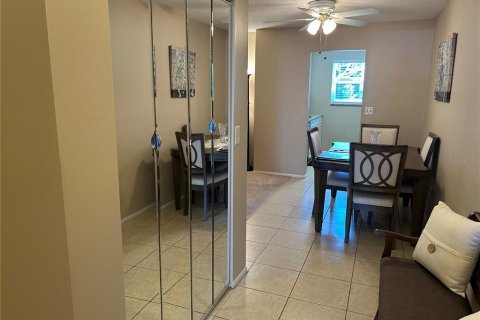 Condominio en venta en Saint Petersburg, Florida, 2 dormitorios, 102.19 m2 № 1719910 - foto 3