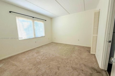 Condo in Venice, Florida, 2 bedrooms  № 1989362 - photo 4