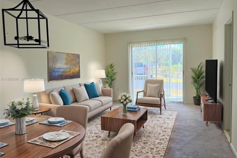 Condo in Venice, Florida, 2 bedrooms  № 1989362 - photo 1