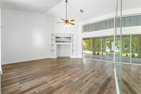 Casa en venta en Weeki Wachee, Florida, 3 dormitorios, 209.4 m2 № 1916022 - foto 6