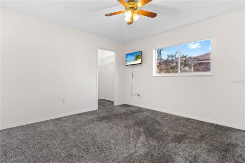 Casa en venta en Weeki Wachee, Florida, 3 dormitorios, 209.4 m2 № 1916022 - foto 21