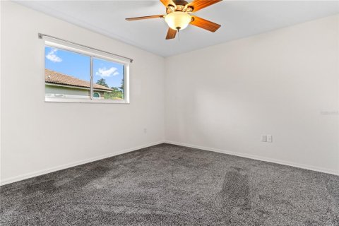 Casa en venta en Weeki Wachee, Florida, 3 dormitorios, 209.4 m2 № 1916022 - foto 24