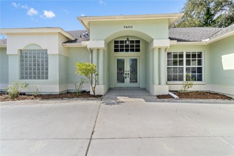 Casa en venta en Weeki Wachee, Florida, 3 dormitorios, 209.4 m2 № 1916022 - foto 1