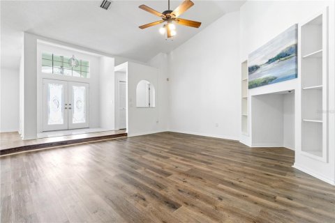 Casa en venta en Weeki Wachee, Florida, 3 dormitorios, 209.4 m2 № 1916022 - foto 4