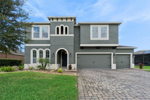 House in Davenport, Florida 4 bedrooms, 293.76 sq.m. № 2350409