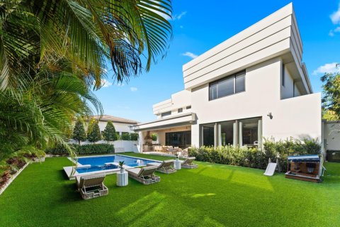 Casa en venta en Fort Lauderdale, Florida, 5 dormitorios, 419.55 m2 № 2087385 - foto 15