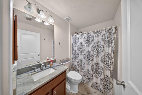 House in Port St. Lucie, Florida 3 bedrooms, 189.06 sq.m. № 2421174 - photo 28