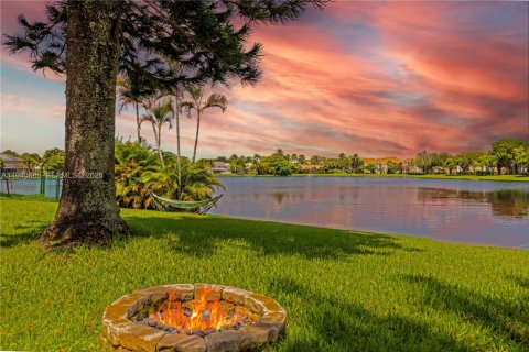 Villa ou maison à vendre à Davie, Floride: 3 chambres, 145.67 m2 № 1998372 - photo 14
