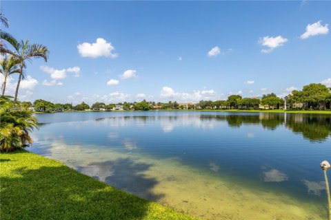 Villa ou maison à vendre à Davie, Floride: 3 chambres, 145.67 m2 № 1998372 - photo 18