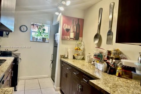 Copropriété à louer à Davie, Floride: 3 chambres, 93 m2 № 1931174 - photo 4
