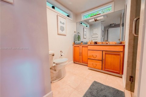 House in Tavernier, Florida 4 bedrooms № 2392983 - photo 22