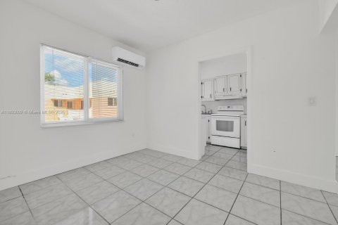 Appartement à louer à Miami, Floride: 1 chambre, 76.18 m2 № 1946746 - photo 9