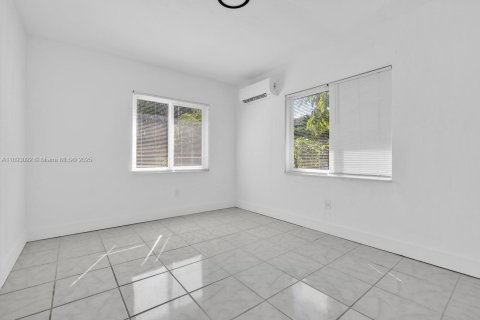 Appartement à louer à Miami, Floride: 1 chambre, 76.18 m2 № 1946746 - photo 14