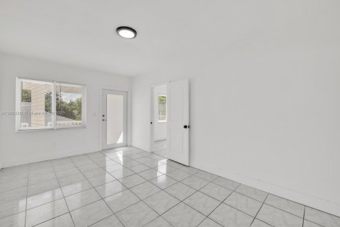 Appartement à louer à Miami, Floride: 1 chambre, 76.18 m2 № 1946746 - photo 6