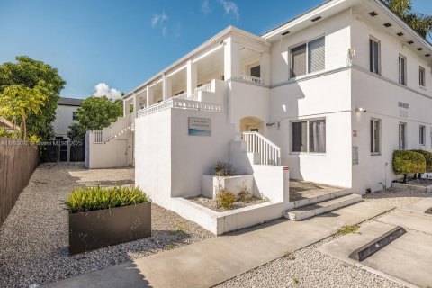 Appartement à louer à Miami, Floride: 1 chambre, 76.18 m2 № 1946746 - photo 1