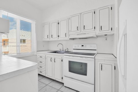 Appartement à louer à Miami, Floride: 1 chambre, 76.18 m2 № 1946746 - photo 10