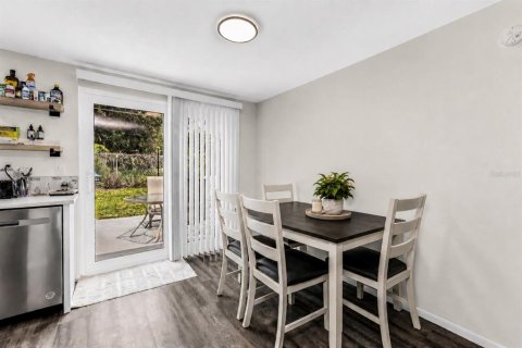 Villa ou maison à vendre à Venice, Floride: 2 chambres, 84.26 m2 № 2258573 - photo 8