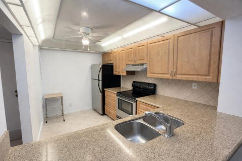 Condo in Boca Raton, Florida, 2 bedrooms  № 2086003 - photo 4