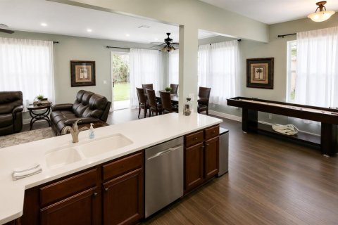 Villa ou maison à louer à Stuart, Floride: 5 chambres, 332.59 m2 № 2086066 - photo 4