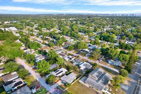 Casa en venta en Gulfport, Florida, 3 dormitorios, 124.67 m2 № 1519091 - foto 4