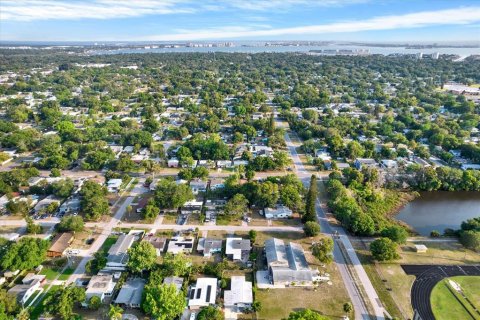 Casa en venta en Gulfport, Florida, 3 dormitorios, 124.67 m2 № 1519091 - foto 3