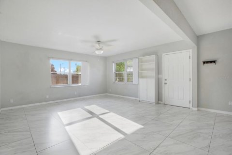 Casa en venta en Gulfport, Florida, 3 dormitorios, 124.67 m2 № 1519091 - foto 26