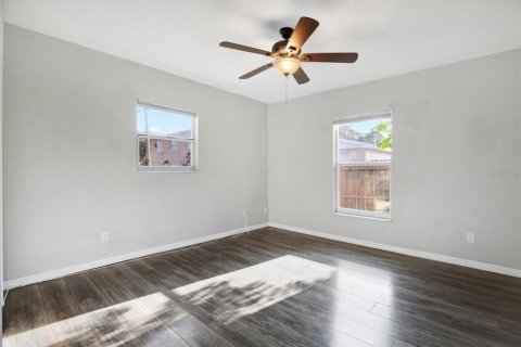 Casa en venta en Gulfport, Florida, 3 dormitorios, 124.67 m2 № 1519091 - foto 12