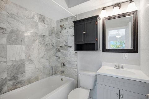 Casa en venta en Gulfport, Florida, 3 dormitorios, 124.67 m2 № 1519091 - foto 7
