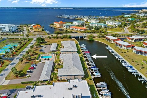 Condo in Punta Gorda, Florida, 3 bedrooms  № 1586300 - photo 24