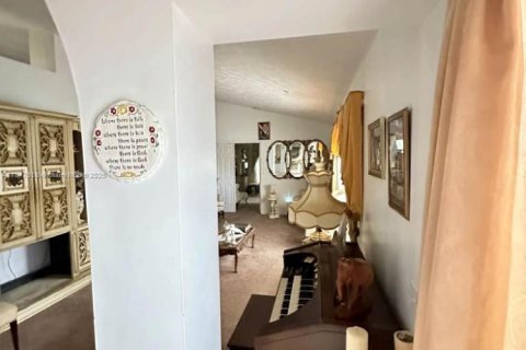 Villa ou maison à vendre à Port St. Lucie, Floride: 3 chambres, 245.54 m2 № 1955405 - photo 18