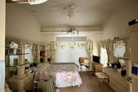 Villa ou maison à vendre à Port St. Lucie, Floride: 3 chambres, 245.54 m2 № 1955405 - photo 27