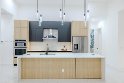 Casa en venta en Cape Coral, Florida, 4 dormitorios, 200.3 m2 № 1978827 - foto 26