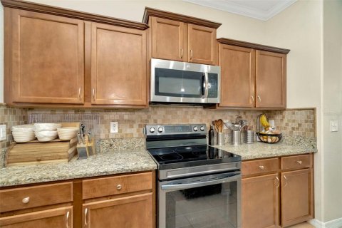 House in Ruskin, Florida 5 bedrooms, 269.6 sq.m. № 1838532 - photo 12