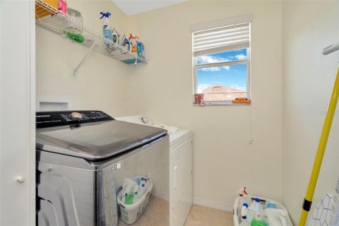 House in Ruskin, Florida 5 bedrooms, 269.6 sq.m. № 1838532 - photo 27