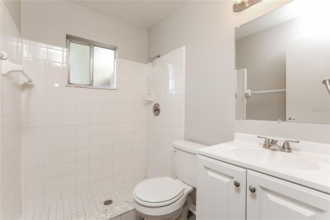 House in Sanford, Florida 3 bedrooms, 125.98 sq.m. № 1910395 - photo 13