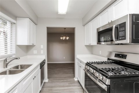 House in Sanford, Florida 3 bedrooms, 125.98 sq.m. № 1910395 - photo 8
