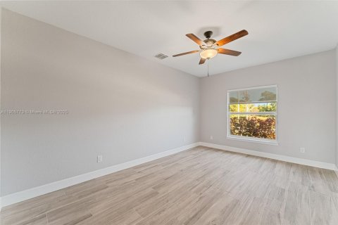 Снять в аренду виллу или дом в Порт-Сент-Луси, Флорида 6 спален, 264.77м2, № 1956413 - фото 30