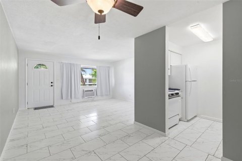 Copropriété à vendre à Clearwater, Floride: 1 chambre, 54.35 m2 № 2097584 - photo 5