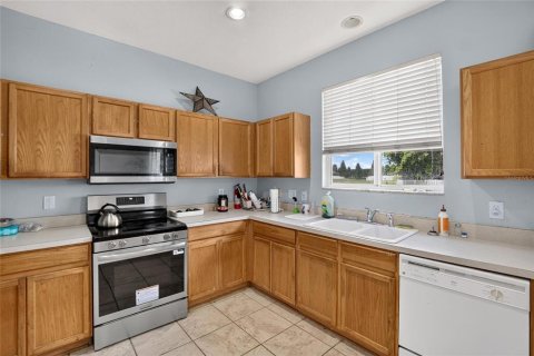 House in Wesley Chapel, Florida 3 bedrooms, 142.6 sq.m. № 2347259 - photo 10
