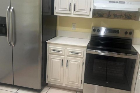 Condo in Coconut Creek, Florida, 3 bedrooms № 2083255 - photo 6