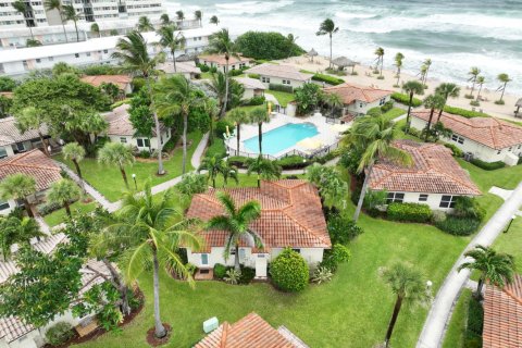 Condo in Hillsboro Beach, Florida, 1 bedroom № 2087996