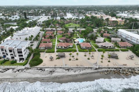 Condo in Hillsboro Beach, Florida, 1 bedroom № 2087996 - photo 3
