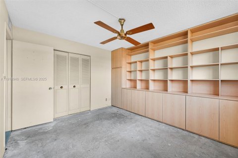 Copropriété à vendre à Hollywood, Floride: 2 chambres, 108.51 m2 № 1983808 - photo 20