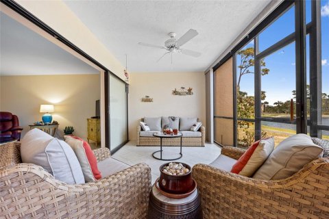 Condo in Punta Gorda, Florida, 2 bedrooms  № 1620345 - photo 17
