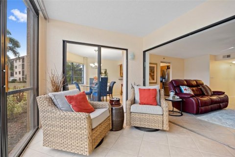 Condo in Punta Gorda, Florida, 2 bedrooms  № 1620345 - photo 19