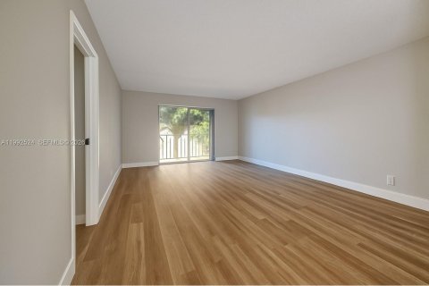 Copropriété à vendre à Fort Lauderdale, Floride: 2 chambres, 90.58 m2 № 2058882 - photo 18