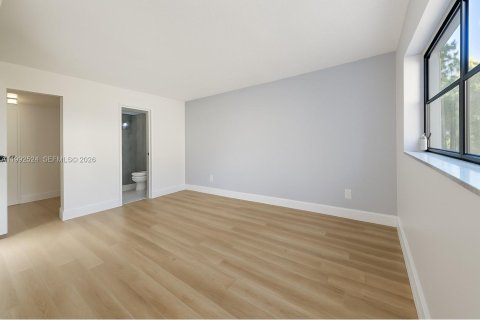 Copropriété à vendre à Fort Lauderdale, Floride: 2 chambres, 90.58 m2 № 2058882 - photo 14