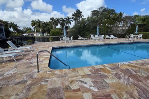 Copropriété à vendre à Fort Lauderdale, Floride: 2 chambres, 90.58 m2 № 2058882 - photo 24