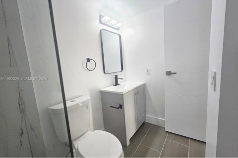 Copropriété à vendre à Fort Lauderdale, Floride: 2 chambres, 90.58 m2 № 2058882 - photo 17